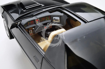 Knight Rider K.I.T.T. Season Four w/Scanner Voice Unit - Aoshima 065617 skala 1/24