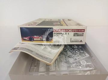 Lotus 49B Gold Leaf Team Lotus - Union Model MC-61 skala 1/24