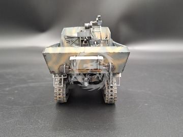 Schutzenpanzerwagen U304(f) mit 2 cm Flak 38-early version - Km Model KM35008 skala 1/35 