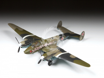 Petlyakov Pe-2 Zvezda 7283 skala 1/72