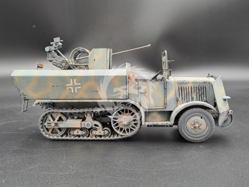 Schutzenpanzerwagen U304(f) mit 2 cm Flak 38-early version - Km Model KM35008 skala 1/35 