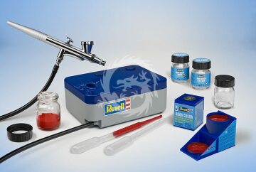 Airbrush Set Basic with Compressor Revell 39199