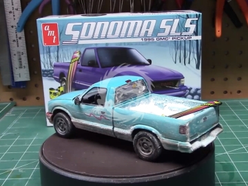 1995 GMC Sonoma SLS - AMT 1168 skala 1/25