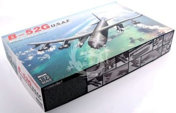 B-52G U.S.A.F Stratofortress Strategic Bomber Modelcollect UA72202 1/72