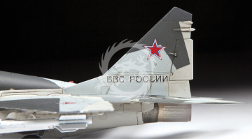 MiG-29 SMT Zvezda 7309 skala 1/72