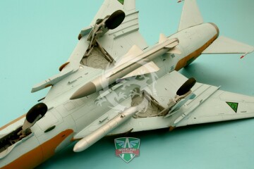 Model plastikowy Su-20 with Kh-22M missile ModelSvit 72020 skala 1/72