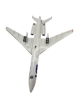 Polskie linie lotnicze Tu-154M w barwach Lot skala 1/200