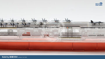 PRZEDSPRZEDAŻ - Clear Painted Colorful U.S. Navy Gerald R. Ford-class aircraft carrier- USS Gerald R. Ford CVN-78 Magic Factory  6502 skala 1/700