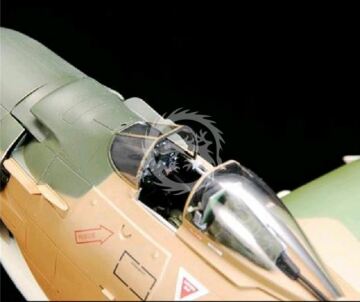 A-1J Skyraider U.S.AIR FORCE + zestaw WEAPONS 2 - Zoukei-Mura SWS16 skala 1/32