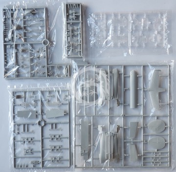 NA ZAMÓWIENIE!! TU-2VS Soviet Tactical Bomber Xuntong Model B48001 skala 1/48