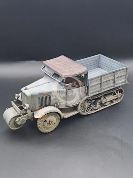 Pionierwagen Unic P-107 U.307(f) - KM Model KM-72001 Wydruk 3D skala 1/72 