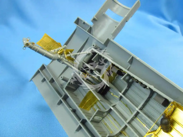 B-24. Wheel Bays - Metallic Details MDR3202 skala 1/32