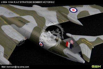 VICTOR B.2 RAF Strategic Bomber Great Wall Hobby Great Wall Hobby L1004 skala 1/144