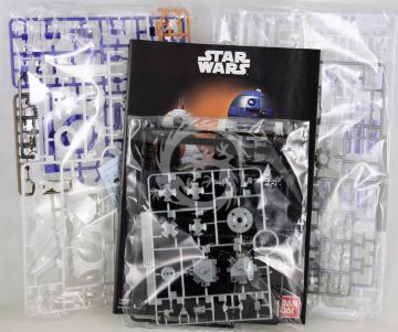 BB-8 & R2-D2 Bandai skala 1/12 Star Wars