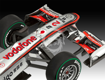Vodafone McLaren Mercedes MP4-25 Lewis Hamilton - Revell 07096 skala 1/24