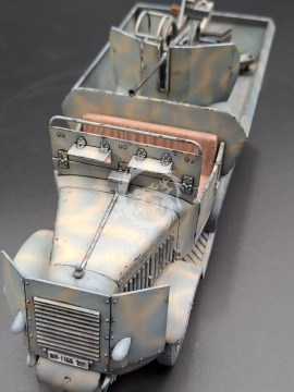 Schutzenpanzerwagen U304(f) mit 2 cm Flak 38-early version -  KM Model KM-72008 Wydruk 3D skala 1/72 