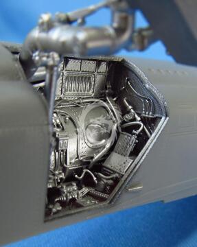 Mikoyan MiG-27 wheel bays (designed to be used with Trumpeter kits) Metallic Details MDR48101 skala 1/48