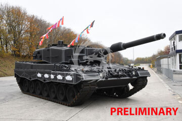 PRZEDSPRZEDAZ - Leopard 2A4 - Special Decoration 40th anniversary - Revell 03368 skala 1/35 