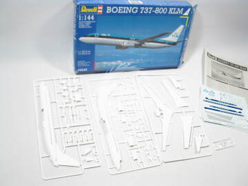 Boeing 737-800 KLM Revell 04245 skala 1/144