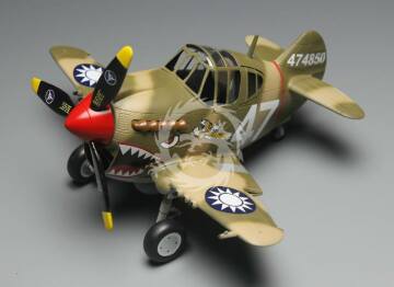 Model plastikowy WWII United States Curtiss P-40 Warhawk Tiger Model TM-106 skala 1/Egg