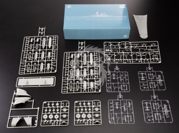 Model plastikowy Yamato Glow2B Modellbau PREMIUM 5058052000 skala 1/200