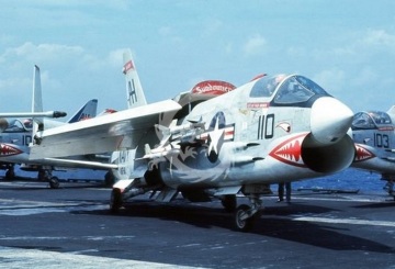 F-8C/D  Crusader  Conversion set  (for Academy) -  Cat4 R72032 skala 1/72
