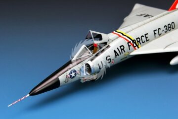 F-102A (Case X) Meng Model DS-003 skala1/72